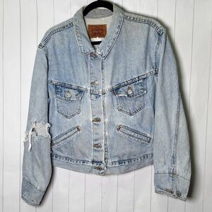 Levi’s VTG USA Made Distressed Ripped Denim Jean Jacket Trucker Grunge Small